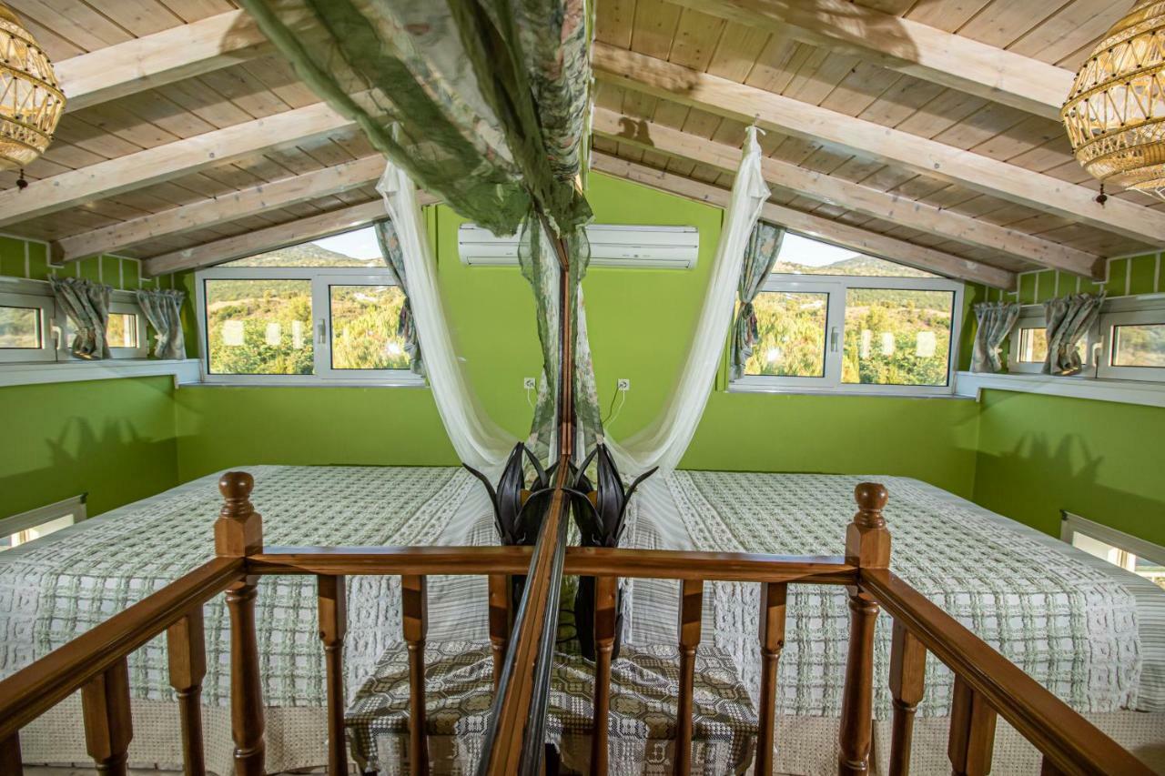 Villa Matula Kalamítsi Exteriör bild